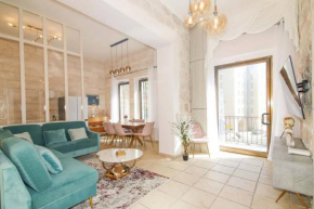 Luxury Apartment
